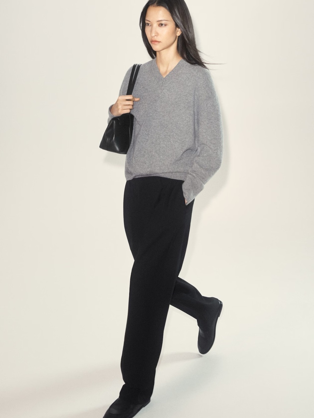 NWT (size 10) COS PLEATED WOOL-BLEND TAPERED PANTS - Picture 5 of 7